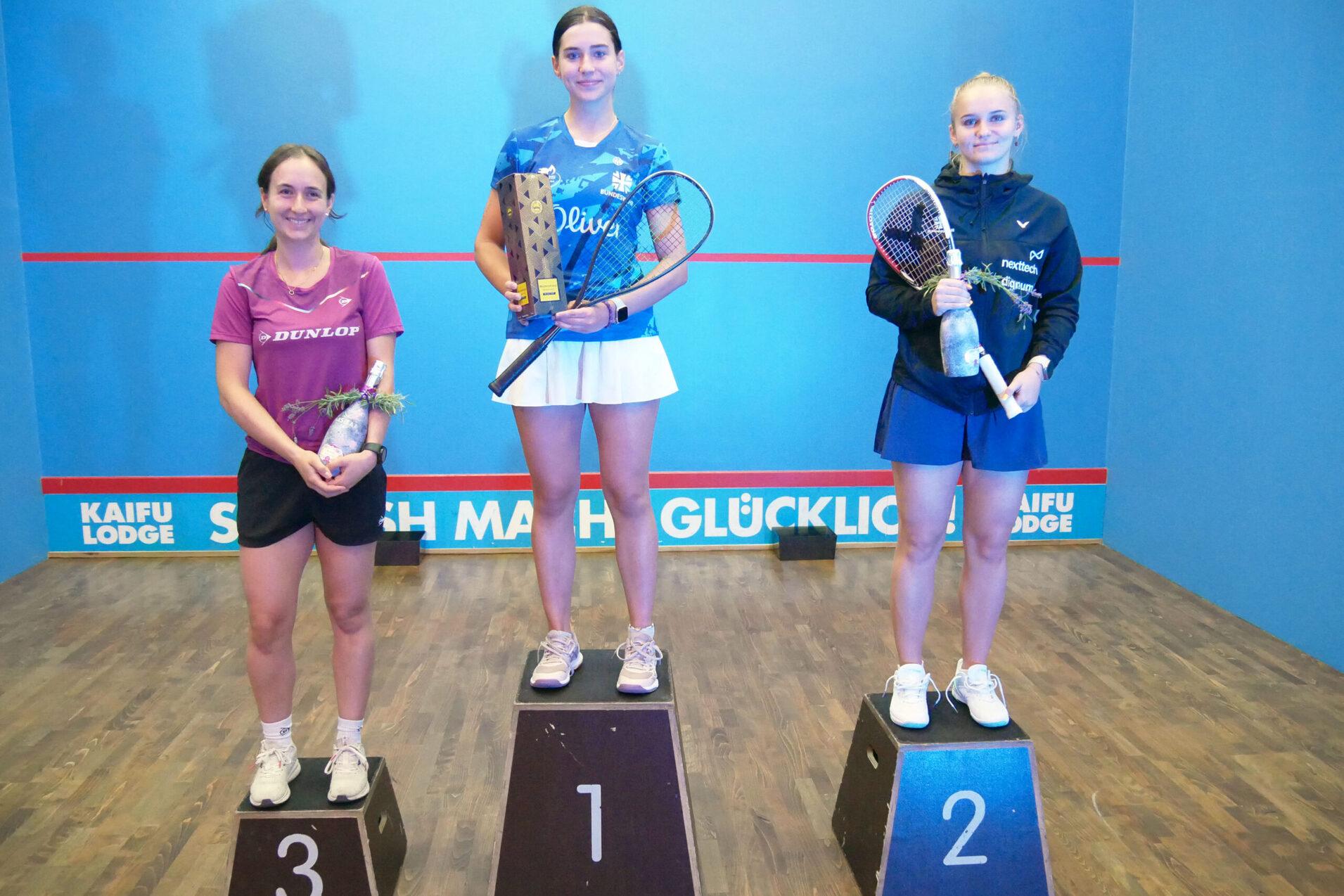 3. Platz Aylin G&uuml;nsav, 2. Platz Katerina Tycova, 1. Platz Maya Weishar<br />Bild: DSQV - Lennard Jessen
