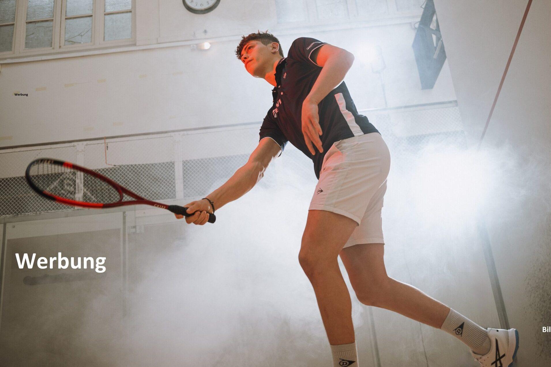Jonah Bryant spielt die neue CX Serie - Bild: Dunlop Squash