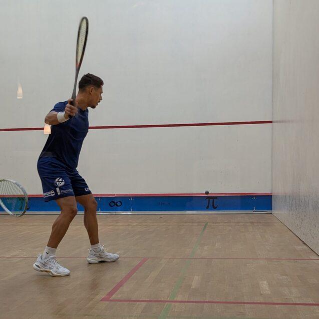 Rudolf Fries Acevedo (re) gewinnt das B-Feld-Finale gegen Timo M&uuml;hlenthaler - Bild: Sport-Insel Stuttgart - Saskia Knobling