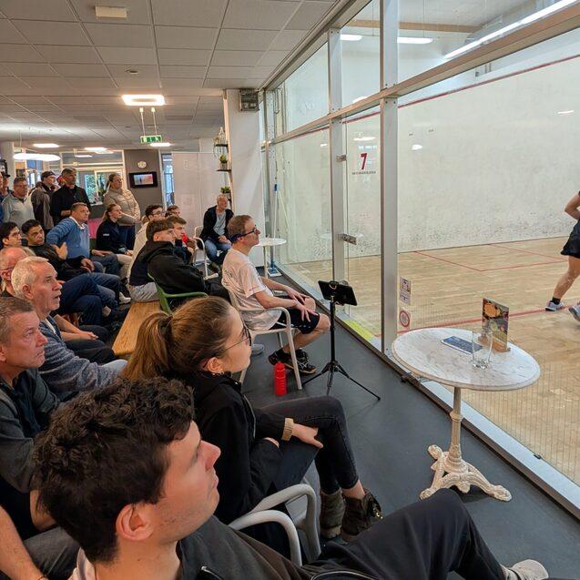 Blick auf die Zuschauer beim Damenfinale - Bild: Sport-Insel Stuttgart - Saskia Knobling