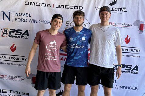 Deutsches Trio in Namibia (v.l.n.r.): Yannik Omlor, Finn-Lennart Koch und Jan Wipperf&uuml;rth - Bild: DSQV