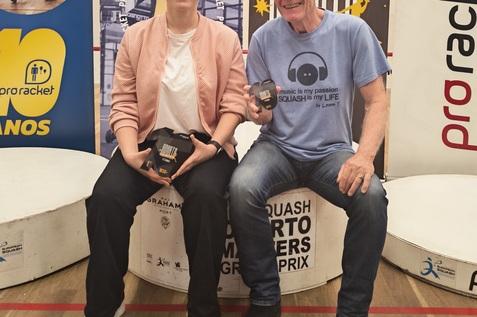 Zwei deutsche Podestplatzierte in Matosinhos: Janina Jasper (li, Platz eins Damen &Uuml;35/&Uuml;40) und Robert Keilmann (re, Platz drei Herren &Uuml;75) - Bild: Felix Paal