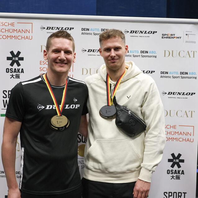Deutscher Amateurmeister 2026 Tobias Weggen (li) und Deutscher Amateurvizemeister 2026 Hendrik Remer - Bild: DSQV - Lennard Jessen