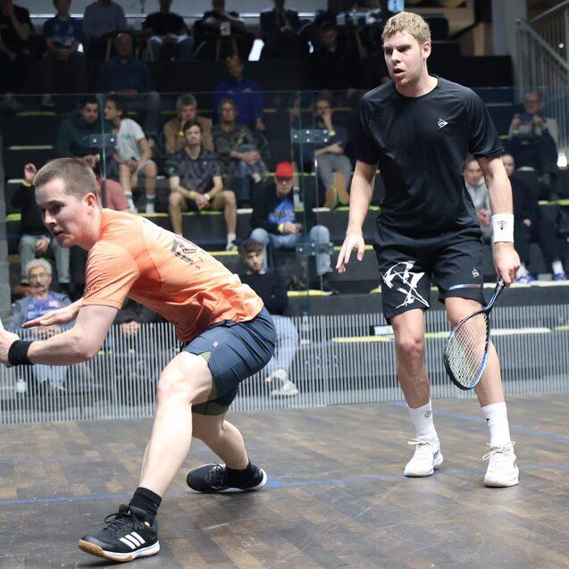 Yannik Omlor auf dem Centercourt gegen Balasz Farkas - Bild: DSQV - Lennard Jessen