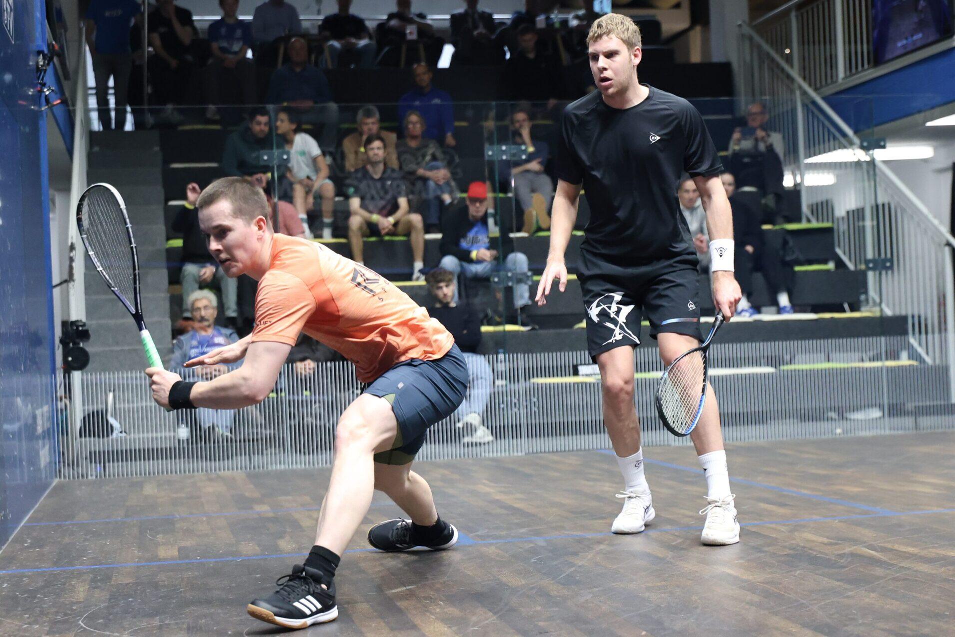Yannik Omlor auf dem Centercourt gegen Balasz Farkas - Bild: DSQV - Lennard Jessen