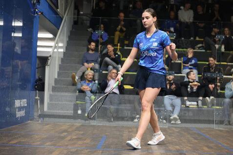 Auftaktsieg im April 2026 f&uuml;r Maya Weishar im mit 66.500 US-Dollar dotierten Damenfeld des Weltranglistenturniers Sportwerk Hamburg Open gegen Hayley Ward aus S&uuml;dafrika, die in der Weltrangliste deutlich besser als Weishar platziert war - Bild: